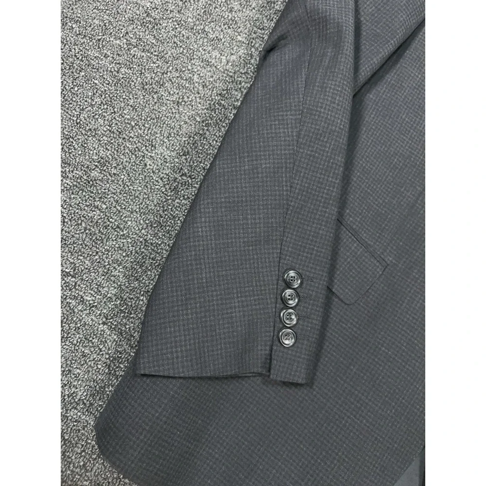 Hugo Boss thanks from vary